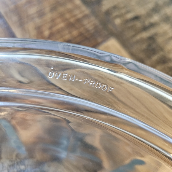 Vtg 1.5 Qt Heavy Ribbed Clear Glass Casserole Baking Dish with Lid And Handles - Picture 7 of 11